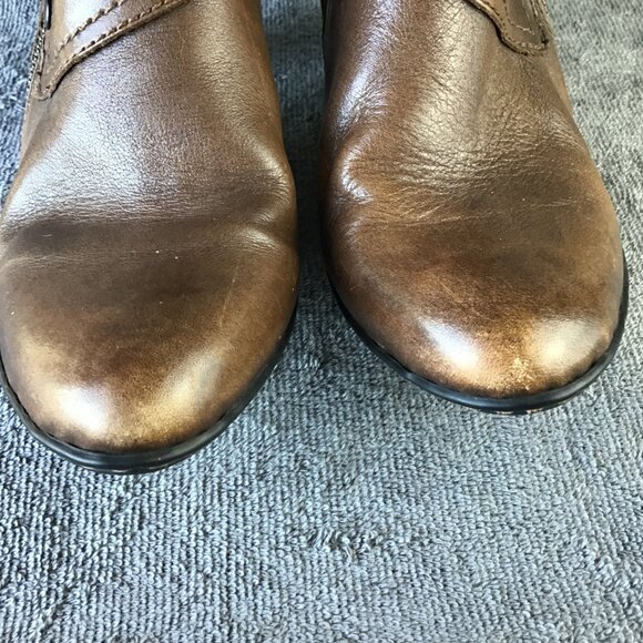 Born Distressed Brown Leather Booties Sz 8 - Picture 10 of 16